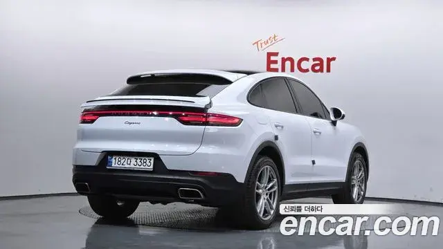 Porsche Cayenne 2021 — Şəkil 21/34