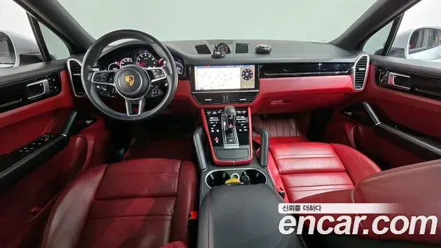 Porsche Cayenne 2021 — Şəkil 30/34
