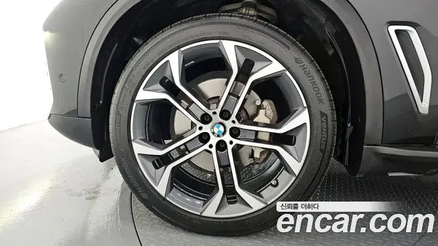 BMW X5 2023 — Фото 4/20