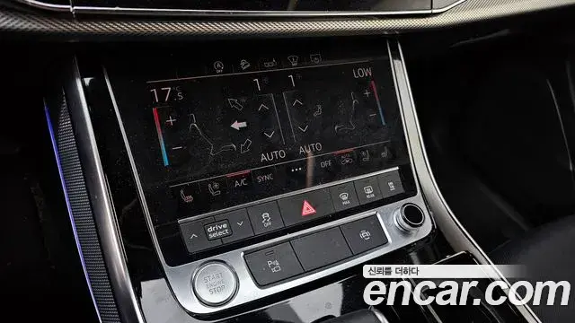 Audi Q7 2020 — ფოტო 10/32