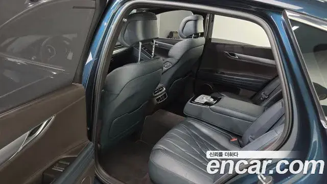 Genesis G80 2021 — Photo 28/33