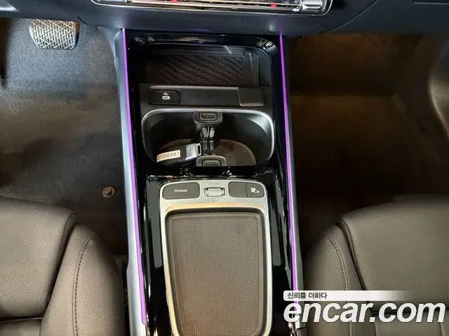 Mercedes-Benz EQB 2025 — Photo 19/19