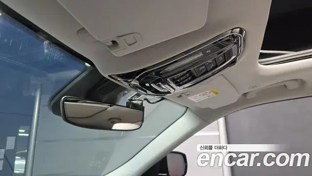 Jeep Grand Cherokee 2023 — Photo 26/31