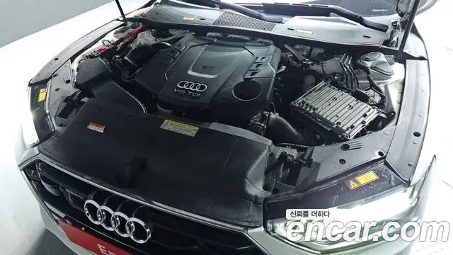Audi A7 2020 — Photo 8/35