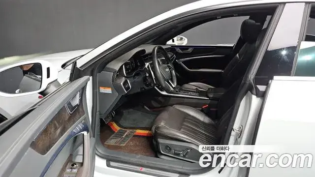 Audi A7 2020 — Photo 3/35