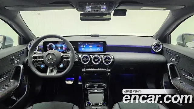 Mercedes-Benz A-Class 2025 — Фото 9/17
