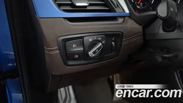BMW X1 2021 — Photo 32/35