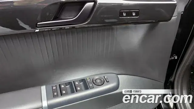Hyundai Grandeur Hybrid 2023 — Photo 30/36