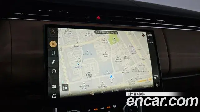 Land Rover Range Rover 2023 — Şəkil 36/45