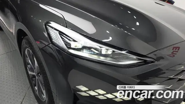 Kia K8 2023 — Photo 19/32