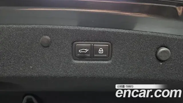 Kia K8 2023 — Photo 30/32