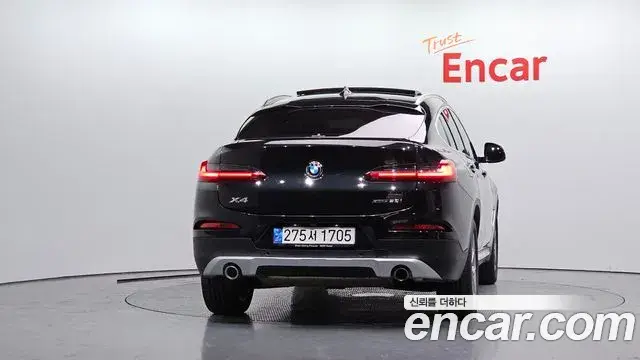 BMW X4 2021 — Şəkil 7/20