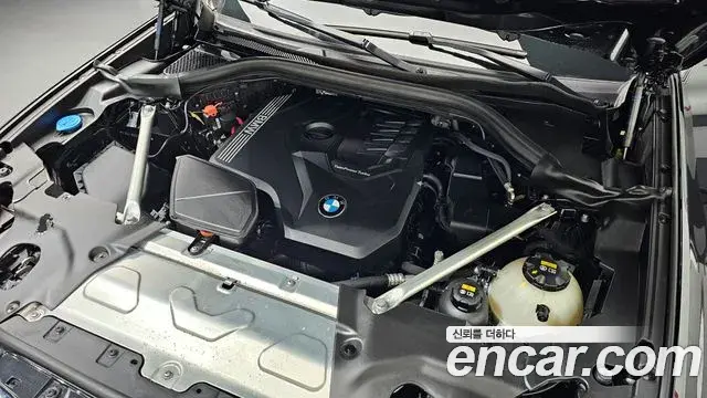 BMW X4 2021 — Şəkil 12/20