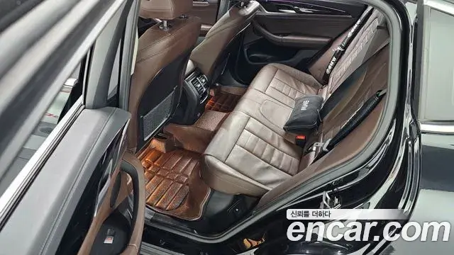 BMW X4 2021 — Şəkil 16/20