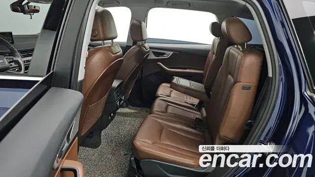Audi Q7 2019 — ფოტო 5/31