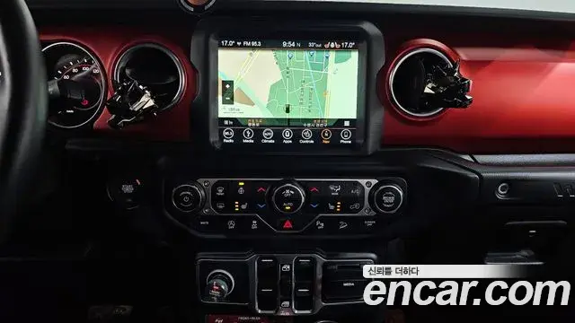 Jeep Wrangler 2018 — ფოტო 16/34