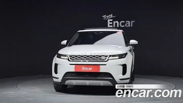 Land Rover Range Rover Evoque 2022 — ფოტო 12/20