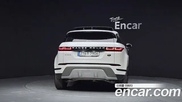 Land Rover Range Rover Evoque 2022 — ფოტო 13/20