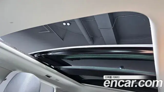 Land Rover Range Rover Evoque 2022 — ფოტო 15/20
