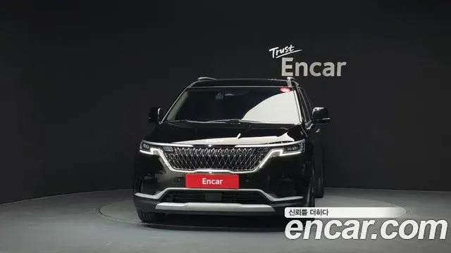 Kia Carnival 2023 — Photo 3/20