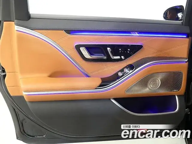 Mercedes-Benz S-Class 2023 — ფოტო 18/20