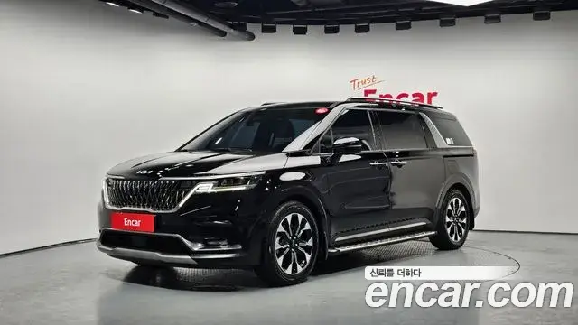 Kia Carnival 2023 — Şəkil 18/30