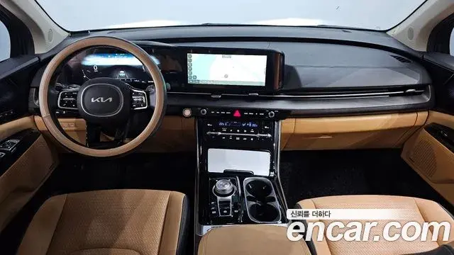 Kia Carnival 2023 — Şəkil 14/30