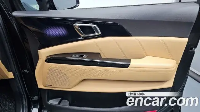 Kia Carnival 2023 — Şəkil 2/30