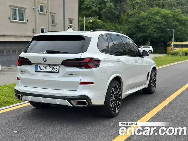 BMW X5 2025 — Фото 4/20