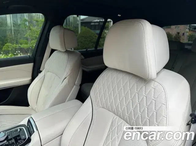 BMW X5 2025 — Фото 13/20