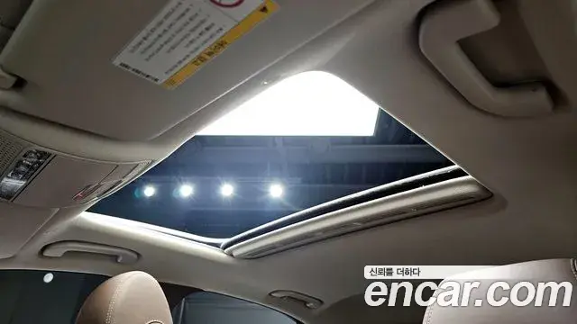 Mercedes-Benz E-Class 2019 — Şəkil 27/33