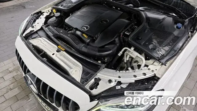Mercedes-Benz C-Class 2019 — Şəkil 10/29
