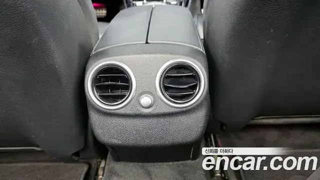 Mercedes-Benz C-Class 2019 — Şəkil 2/29