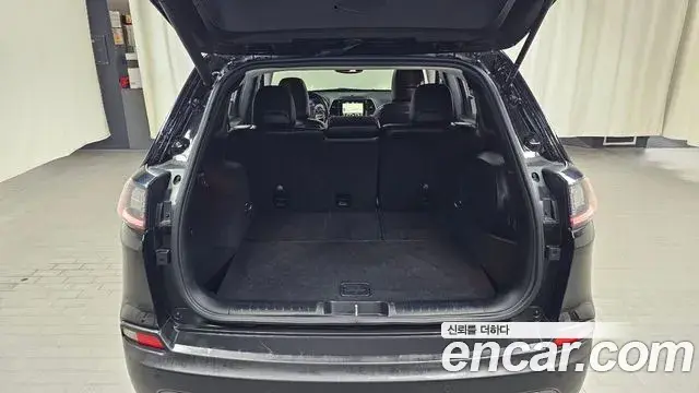 Jeep Cherokee 2021 — Şəkil 2/20