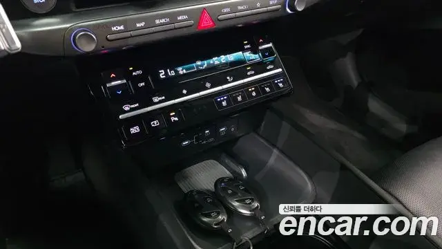 Hyundai Grandeur Hybrid 2023 — ფოტო 2/30