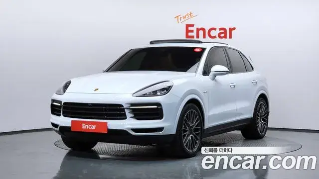 Porsche Cayenne 2020 — Фото 20/20