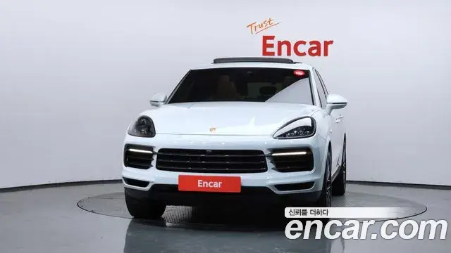 Porsche Cayenne 2020 — Фото 2/20