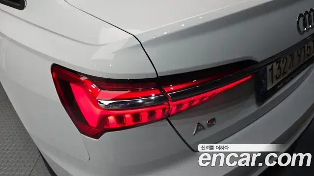 Audi A6 2021 — Şəkil 9/31