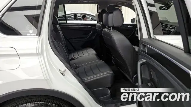 Volkswagen Tiguan 2024 — Şəkil 7/20