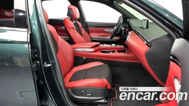 Genesis GV70 2021 — Şəkil 25/36