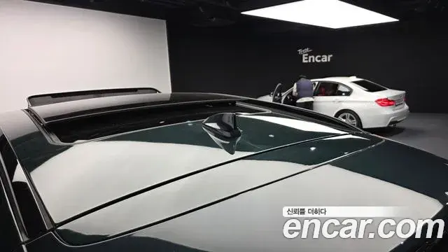Genesis GV70 2021 — Şəkil 20/36