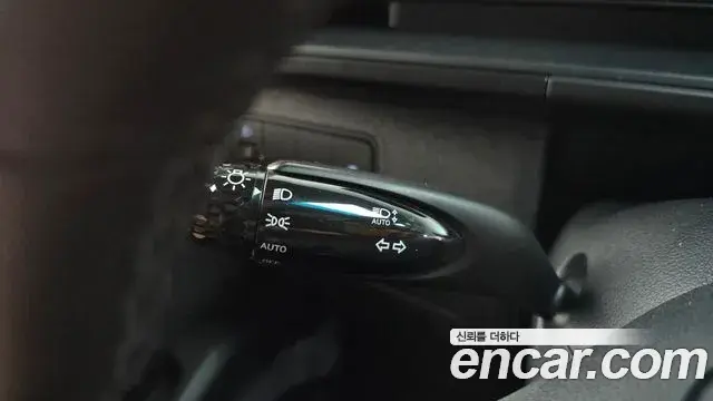 Hyundai Staria 2021 — Фото 19/20