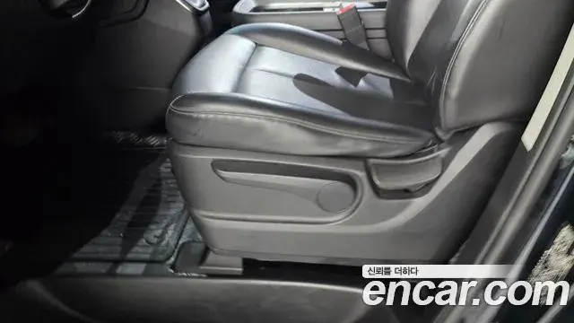 Hyundai Staria 2021 — Фото 20/20