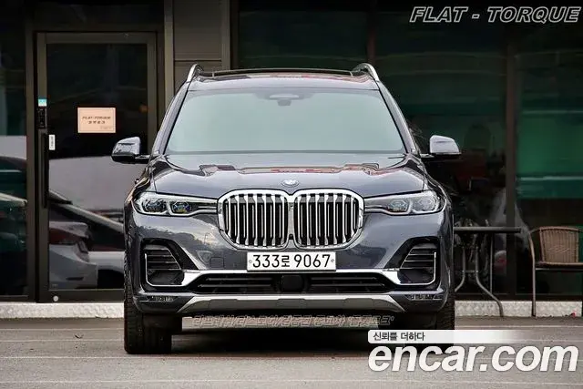 BMW X7 2020 — Photo 8/20