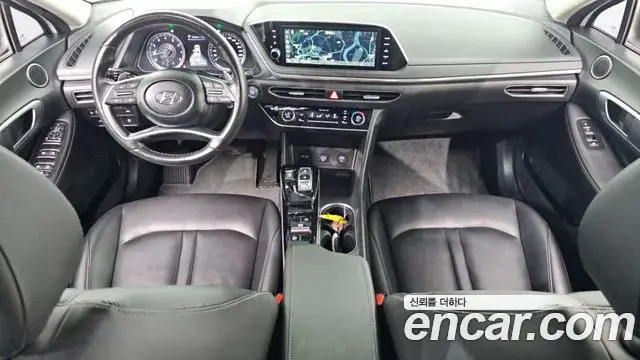 Hyundai Sonata 2022 — Фото 7/20