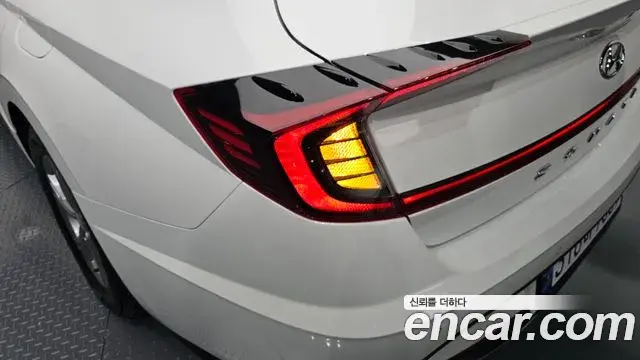 Hyundai Sonata Hybrid 2022 — Şəkil 1/29