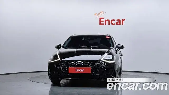 Hyundai Sonata 2022 — Фото 2/20