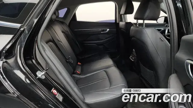 Hyundai Sonata 2022 — Фото 10/20