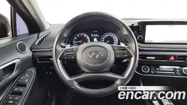 Hyundai Sonata 2022 — Фото 13/20