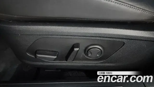 Hyundai Sonata Hybrid 2022 — ფოტო 7/33
